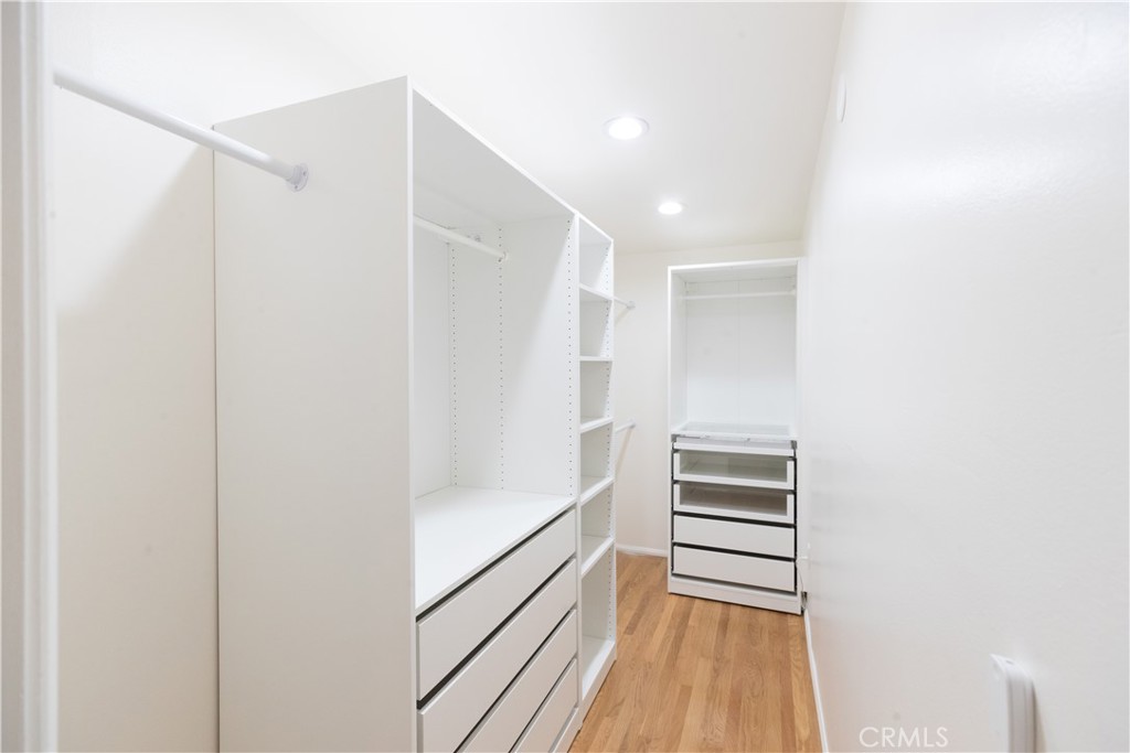 13139 Valleyheart Drive