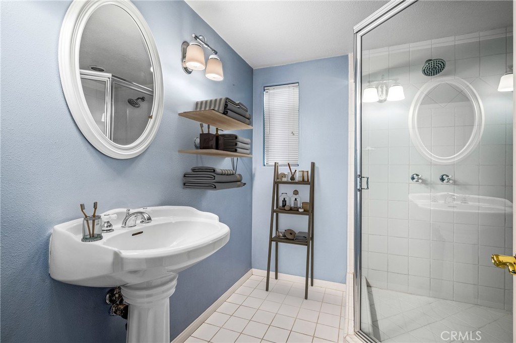 955 N Easley Canyon Road