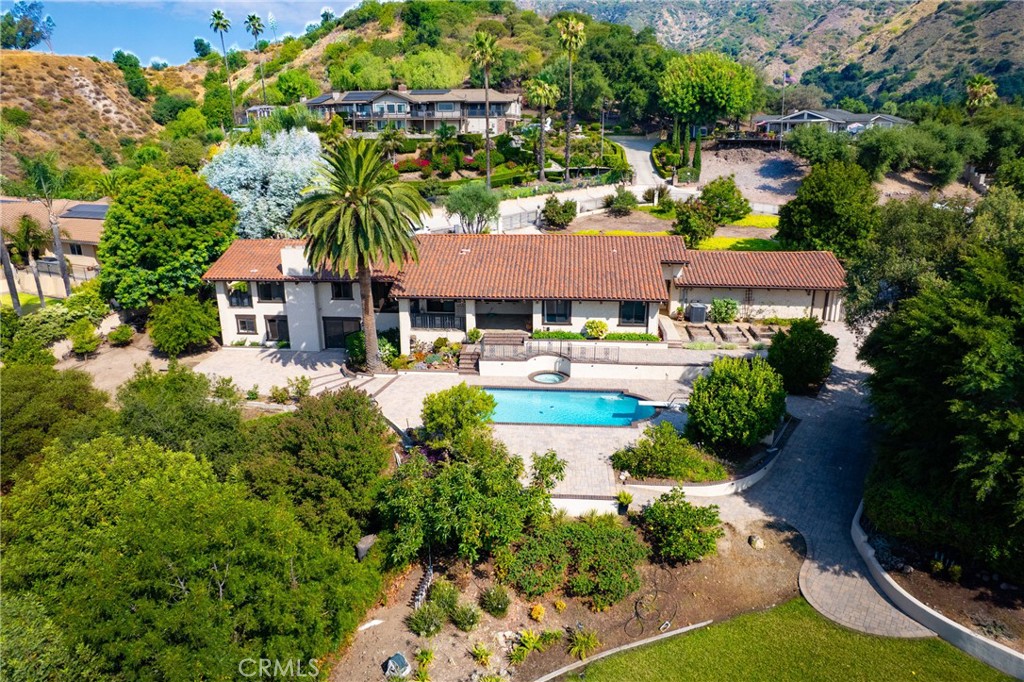 955 N Easley Canyon Road
