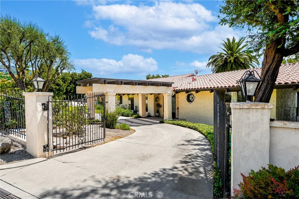 955 N Easley Canyon Road