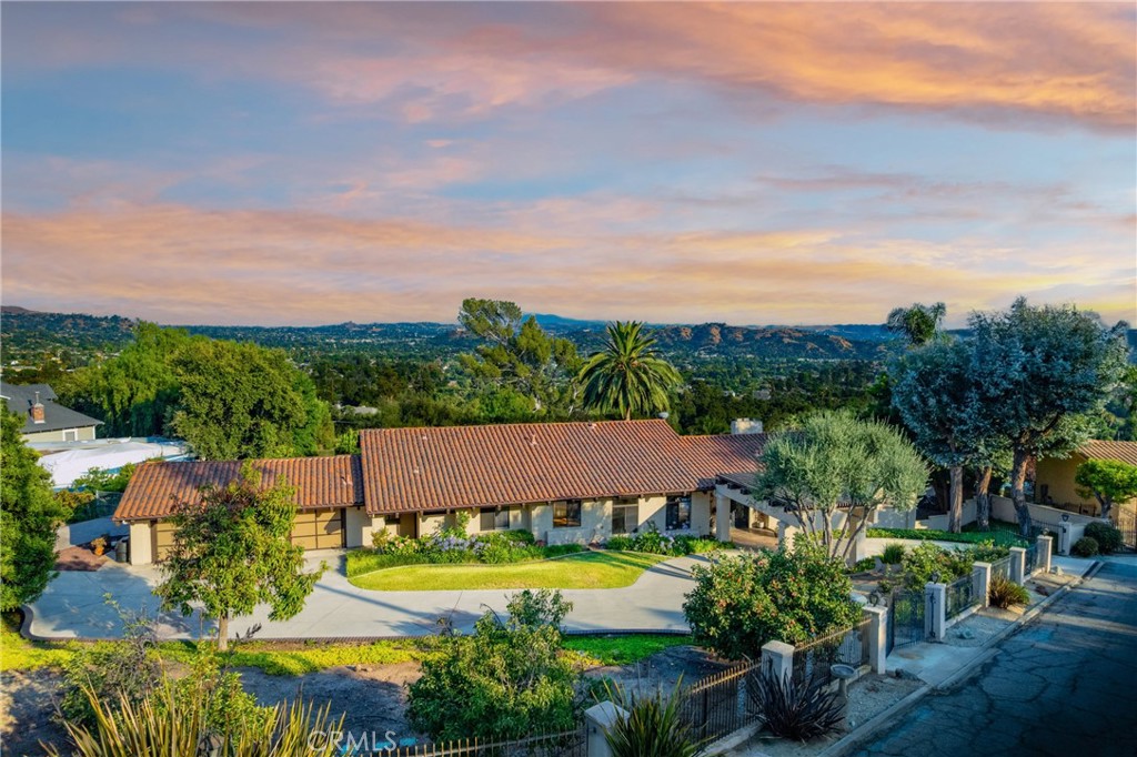 955 N Easley Canyon Road