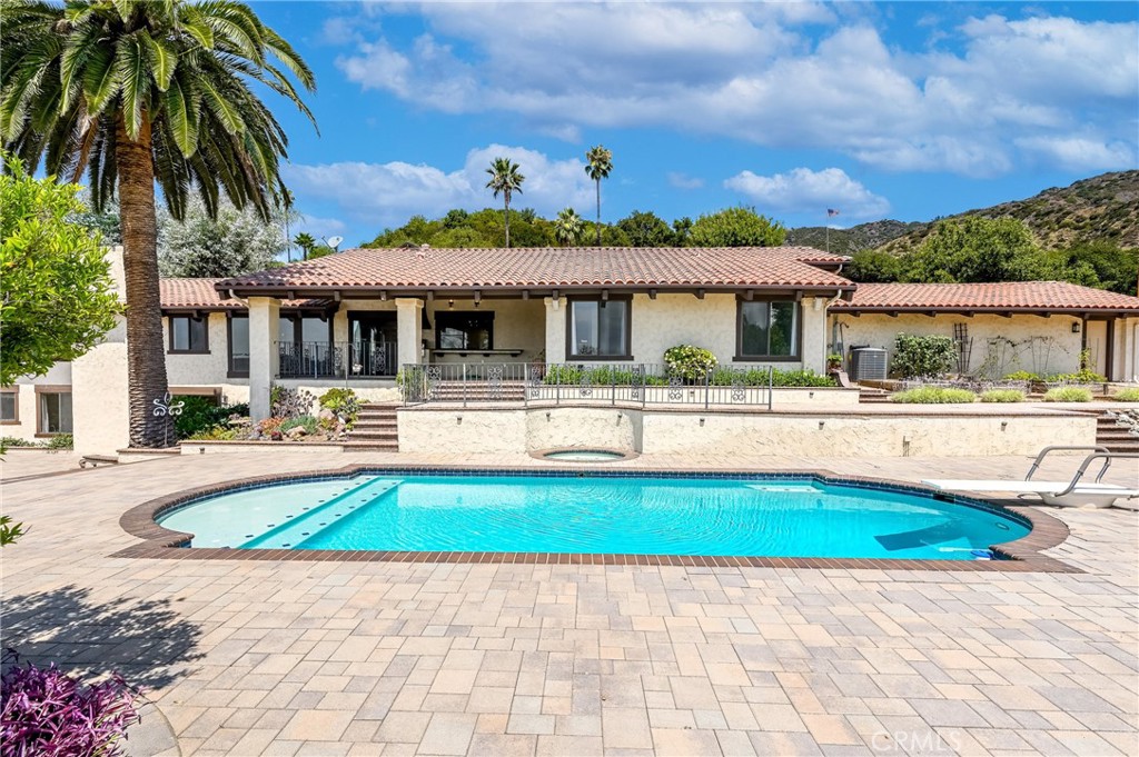 955 N Easley Canyon Road