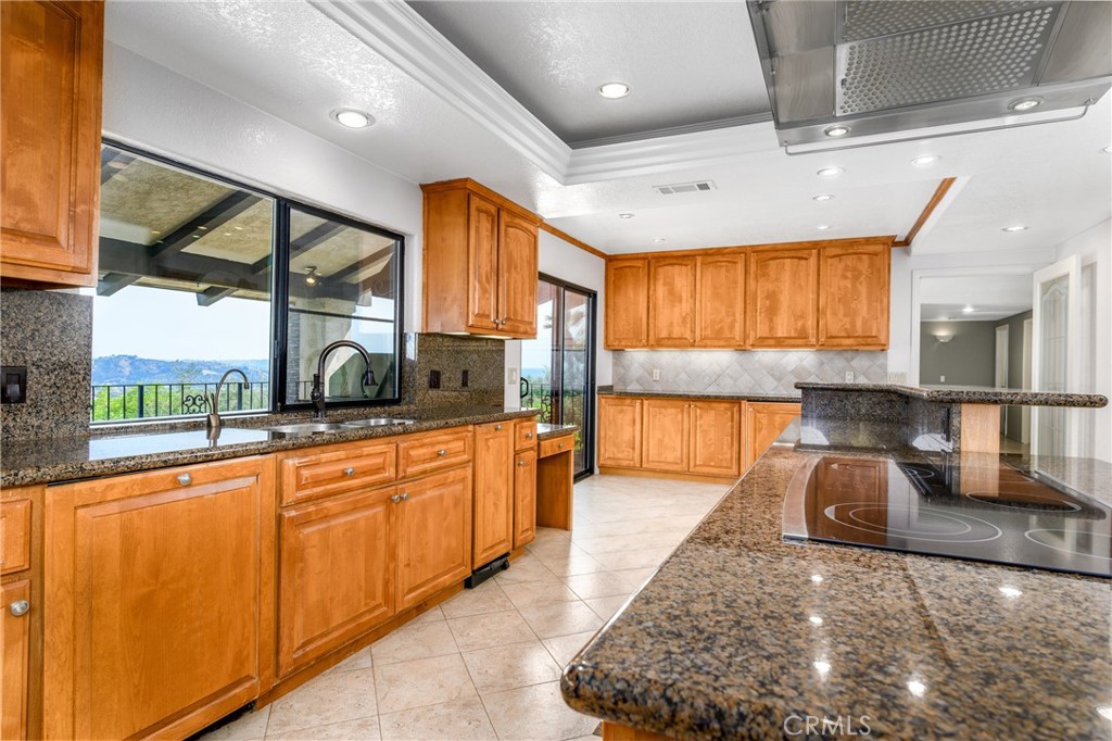 955 N Easley Canyon Road