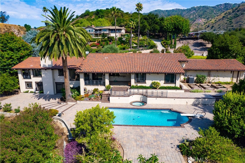 955 N Easley Canyon Road