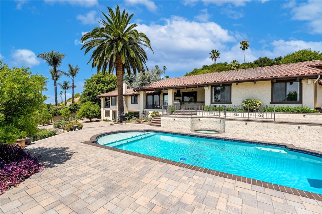 955 N Easley Canyon Road