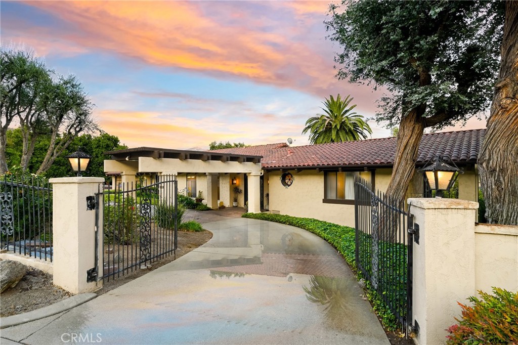 955 N Easley Canyon Road