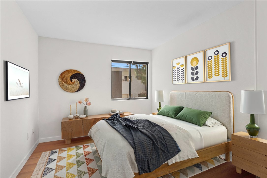 584 W Huntington Drive A