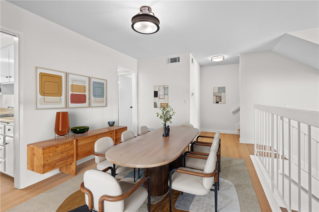 584 W Huntington Drive A