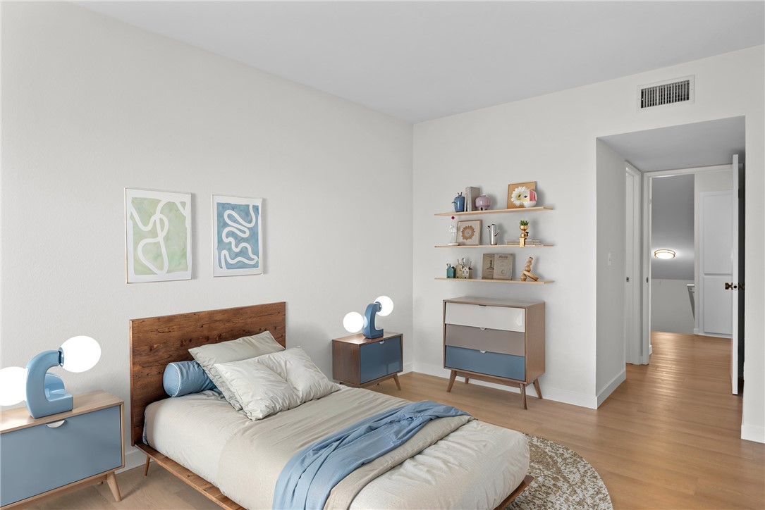 584 W Huntington Drive A