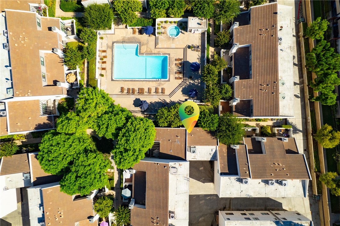 584 W Huntington Drive A