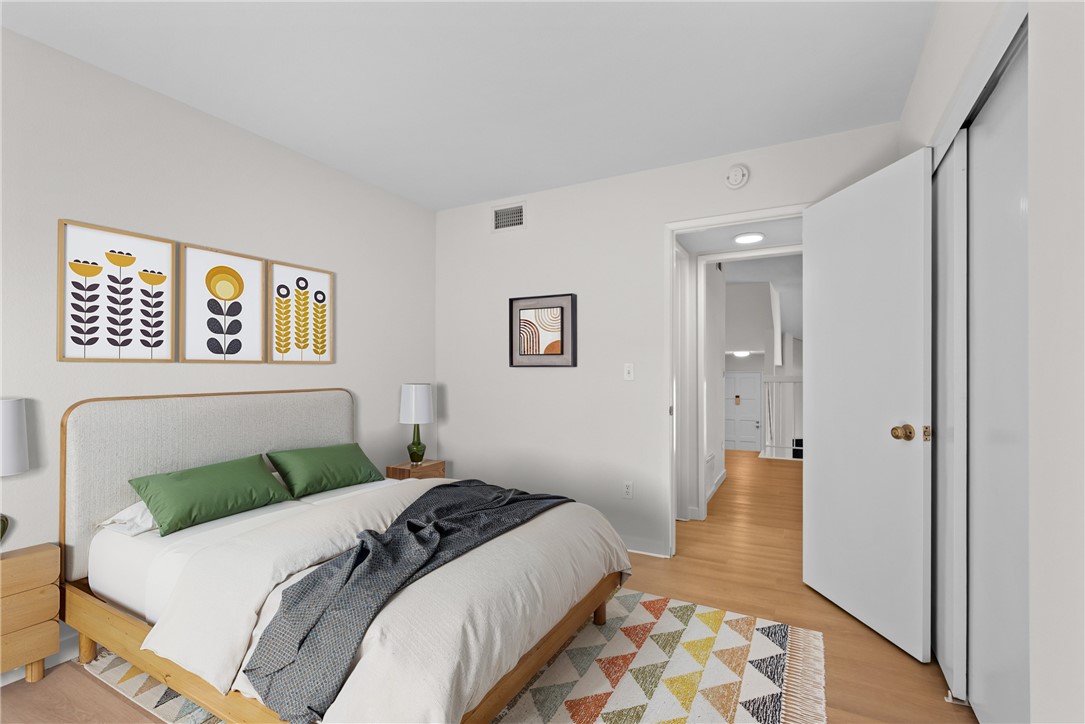 584 W Huntington Drive A