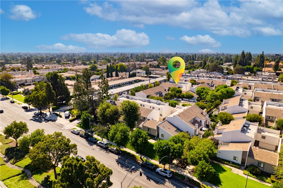 584 W Huntington Drive A