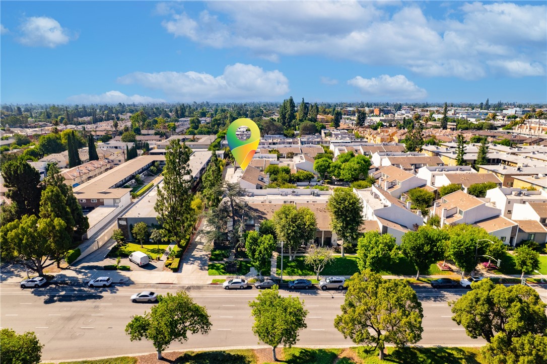 584 W Huntington Drive A