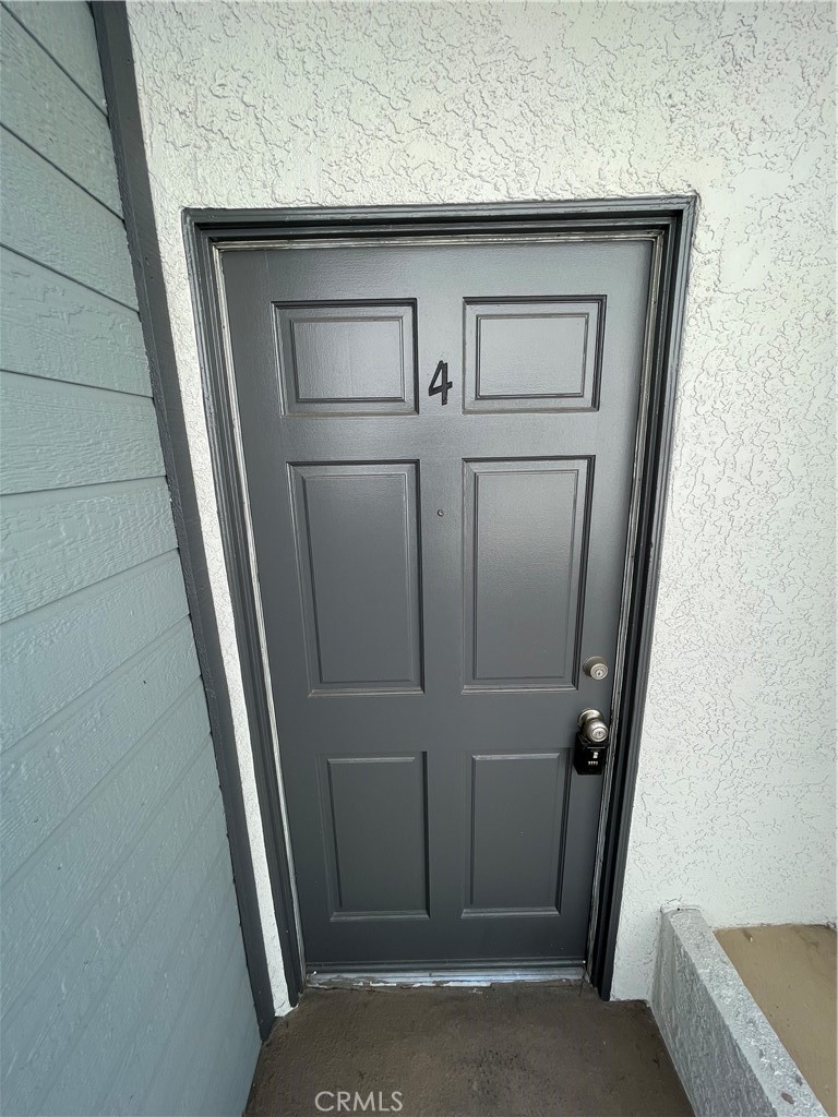 621 N Kenwood Street N 4