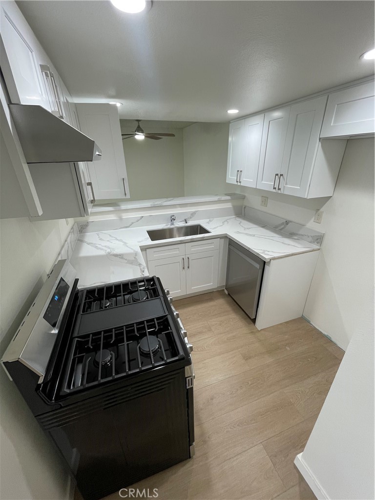 621 N Kenwood Street N 4