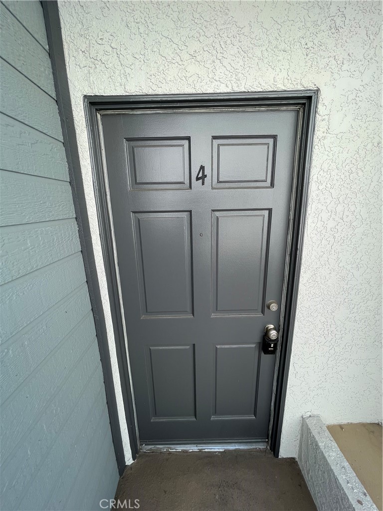 621 N Kenwood Street N 4