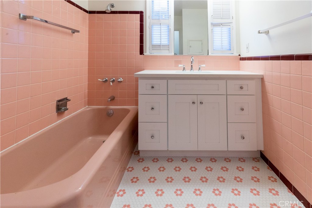 13139 Valleyheart Drive