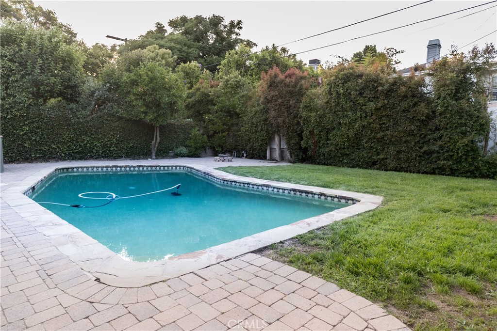 13139 Valleyheart Drive