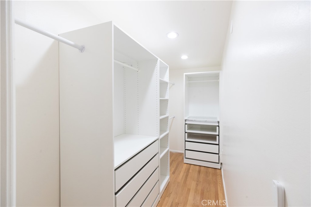 13139 Valleyheart Drive