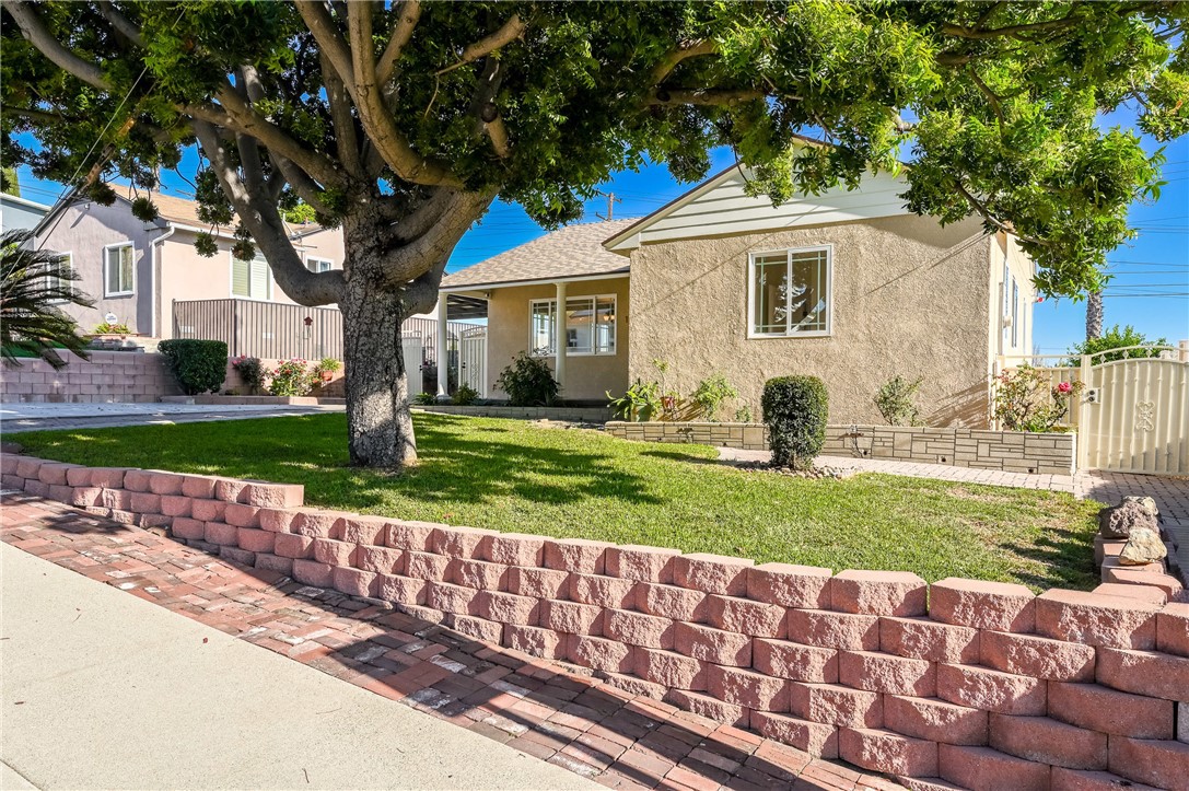 1718 S Mcpherrin
