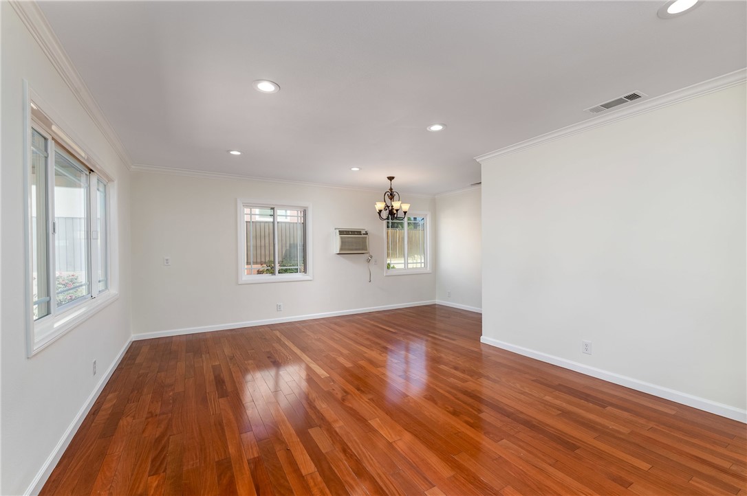 1718 S Mcpherrin