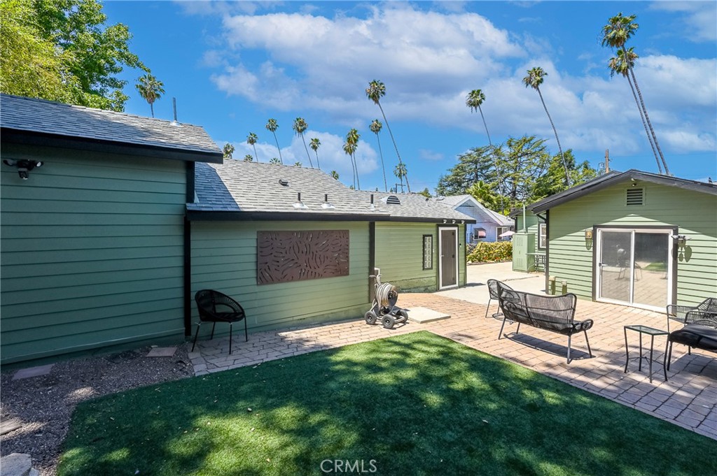 852 Chapman