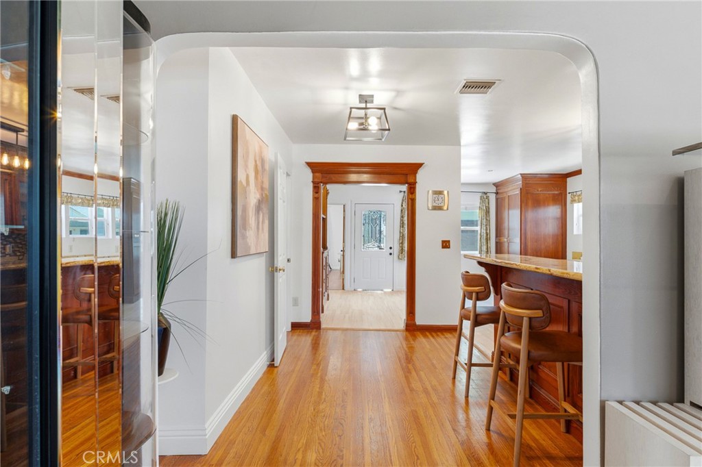 852 Chapman