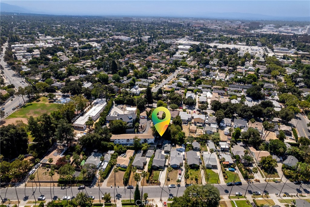852 Chapman