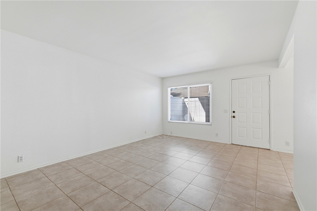 871 W 13th 3
