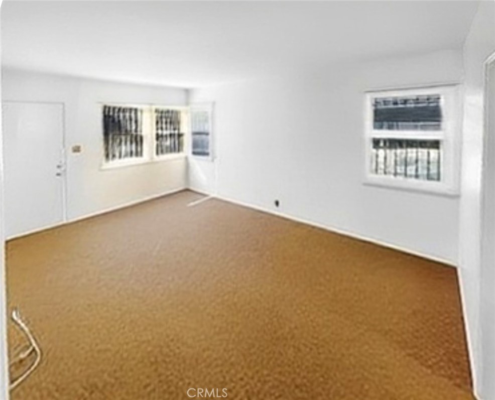 2721 S Fremont