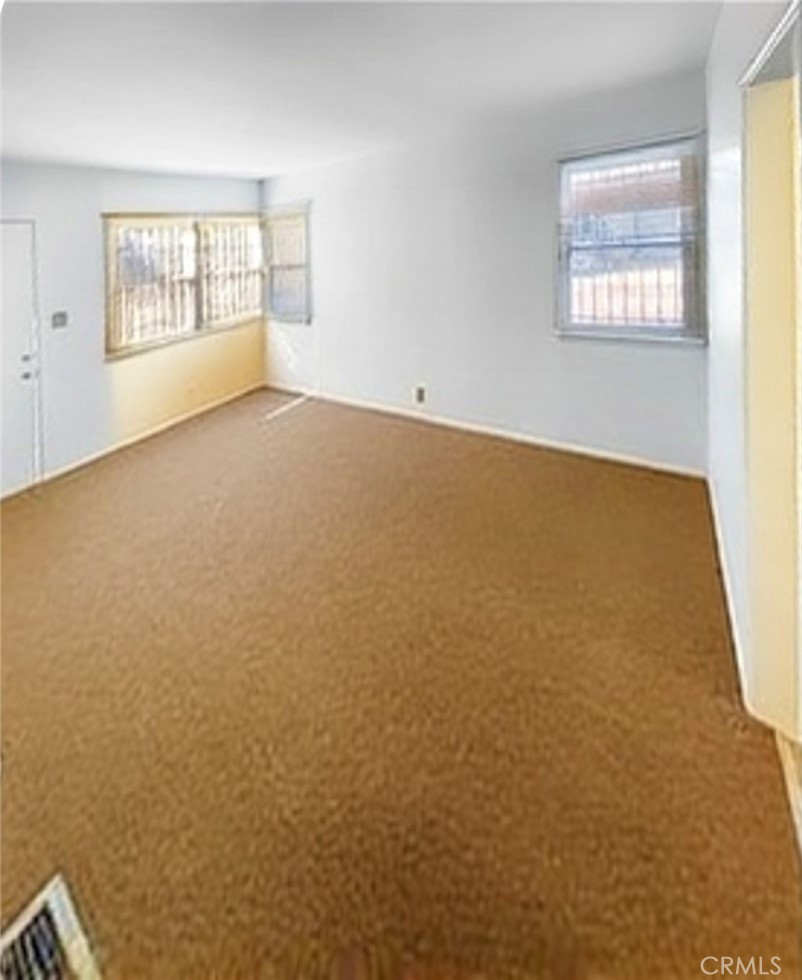 2721 S Fremont