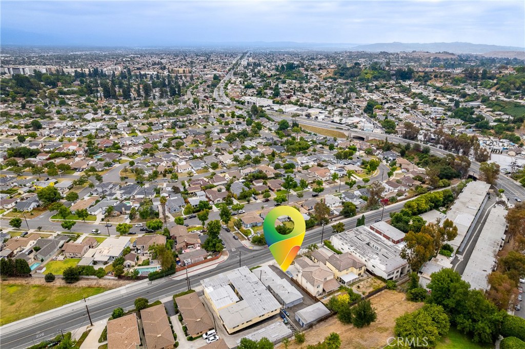 2721 S Fremont