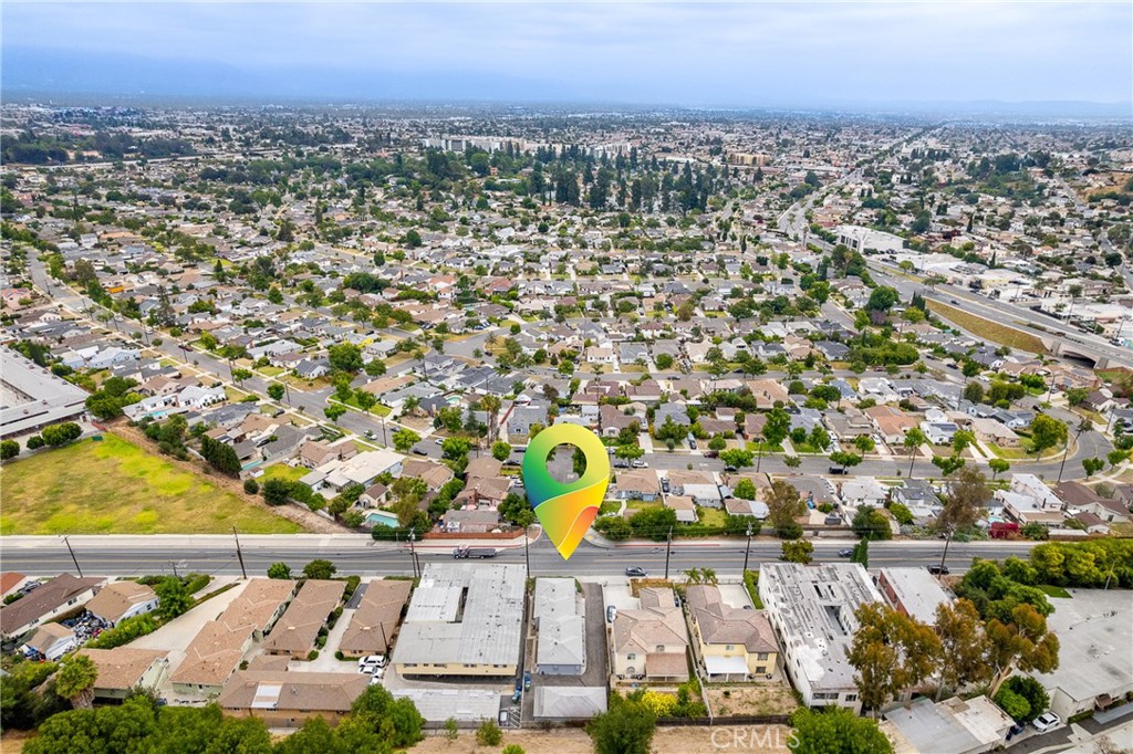 2721 S Fremont