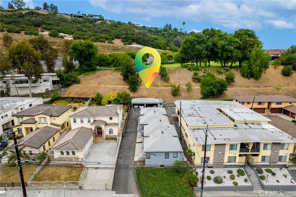 2721 S Fremont