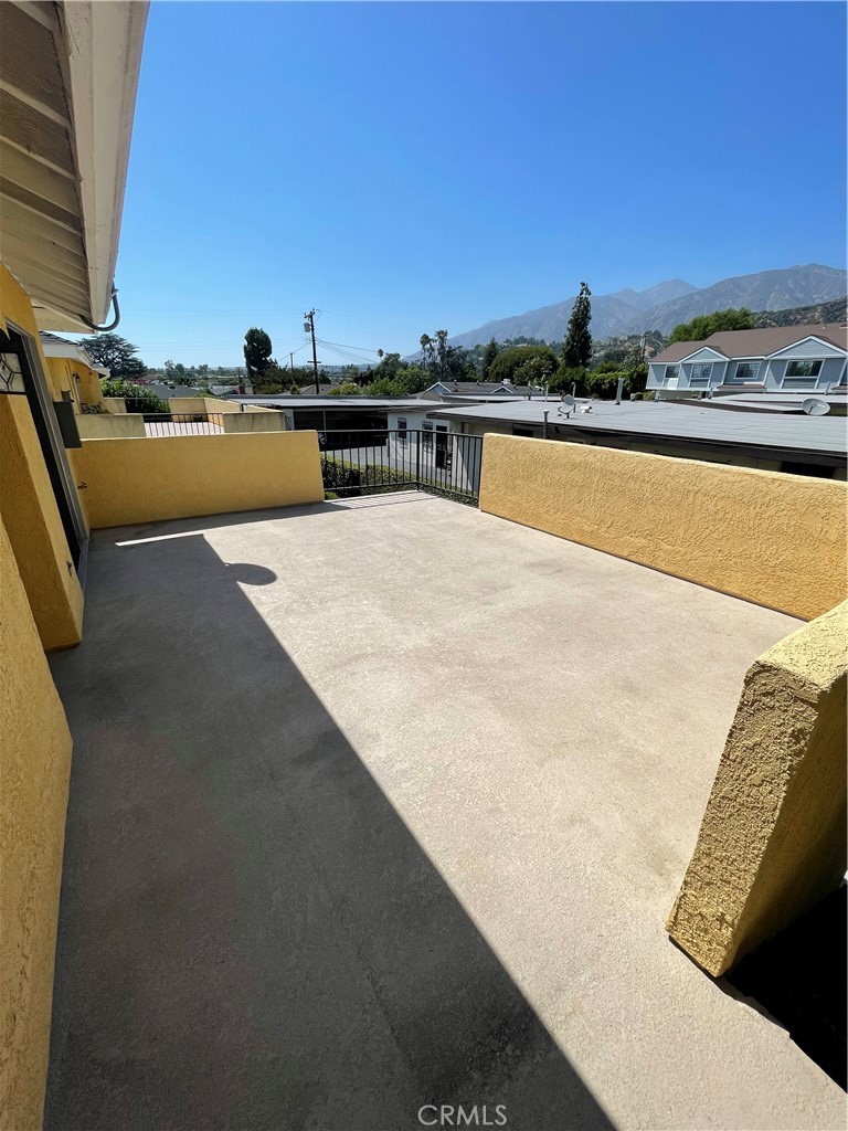 303 S Violet Avenue J