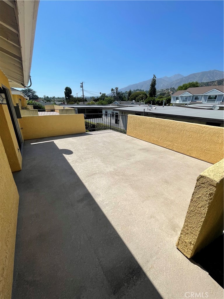 303 S Violet Avenue J