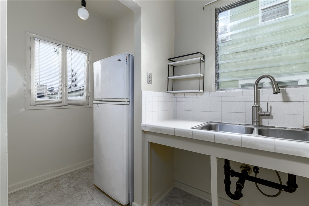 264 E Glenarm