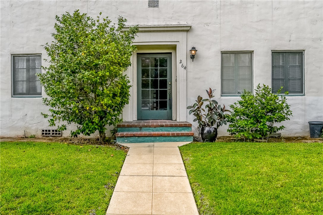 264 E Glenarm