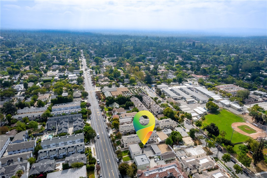 264 E Glenarm