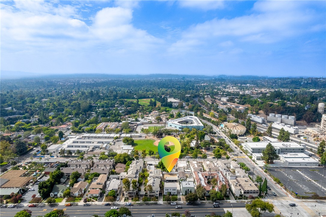 264 E Glenarm