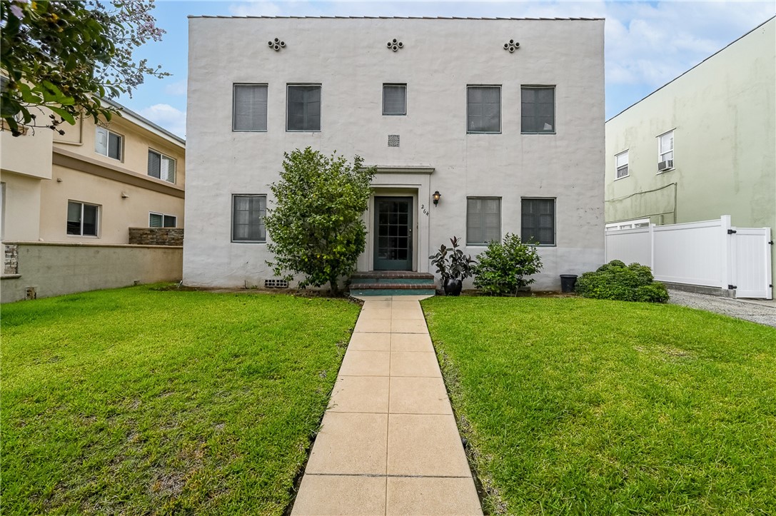 264 E Glenarm