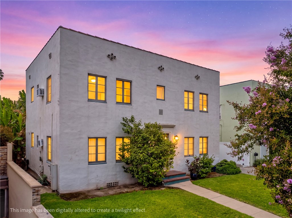 264 E Glenarm