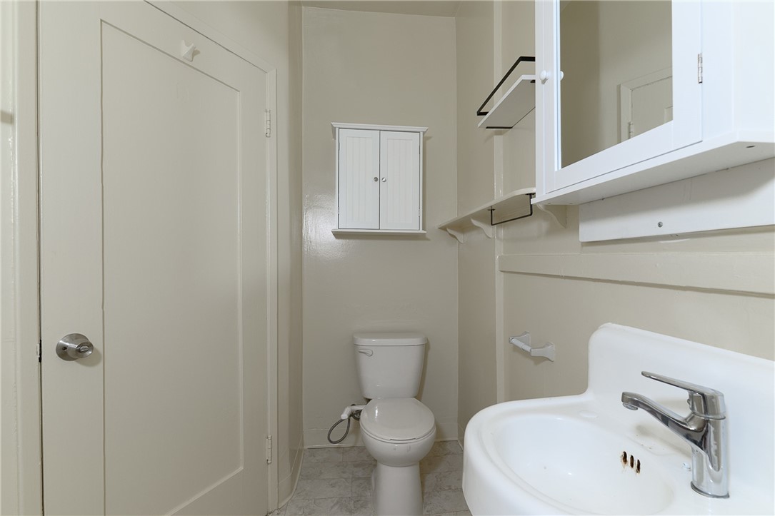 264 E Glenarm