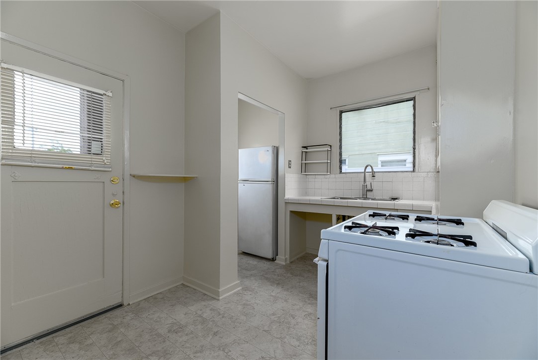 264 E Glenarm