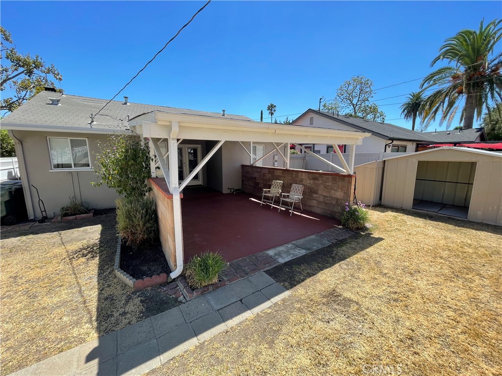 733 W Oceanview Avenue