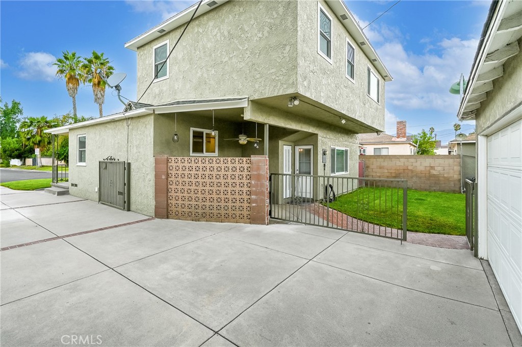4924 Birchland Place
