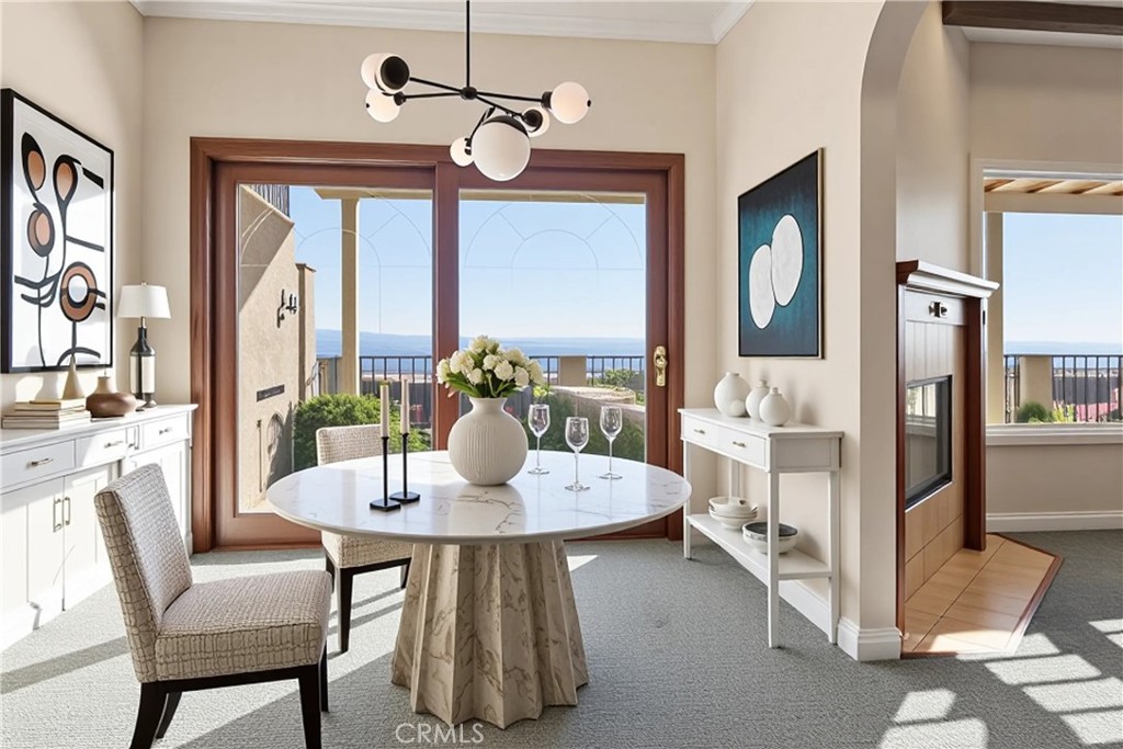 888 W Highpoint Drive