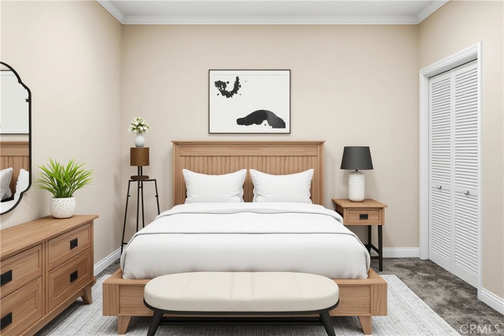 888 W Highpoint Drive