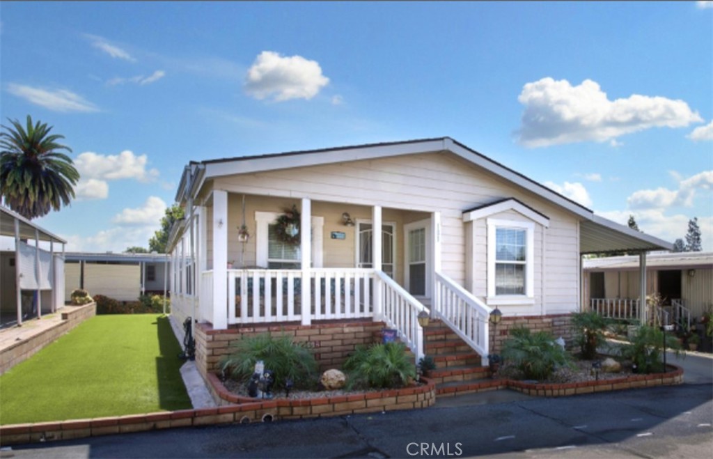 840 E Foothill Boulevard 183