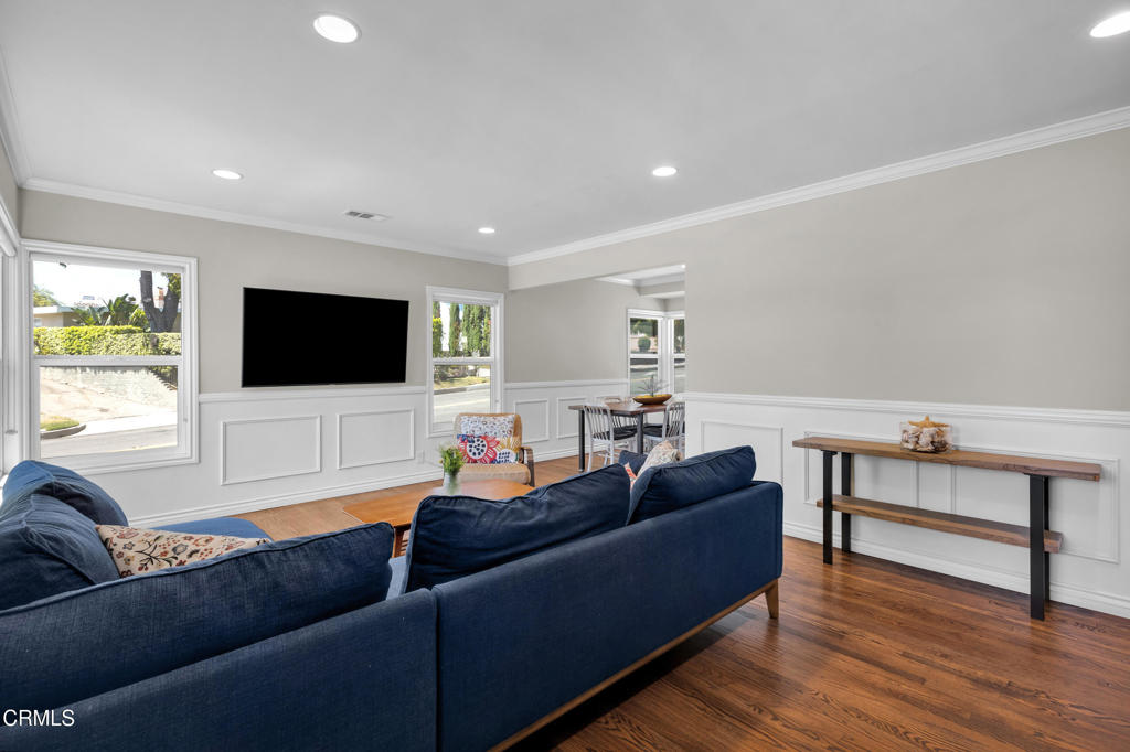 411 Sierra Vista Avenue